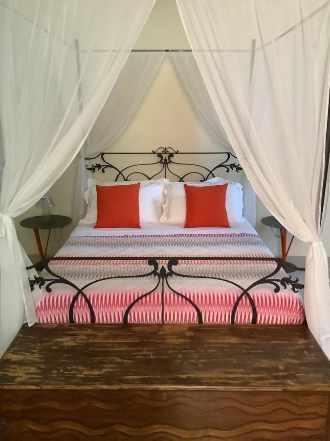 Bed and Breakfast Palazzo Cariddi Nardò Exterior foto
