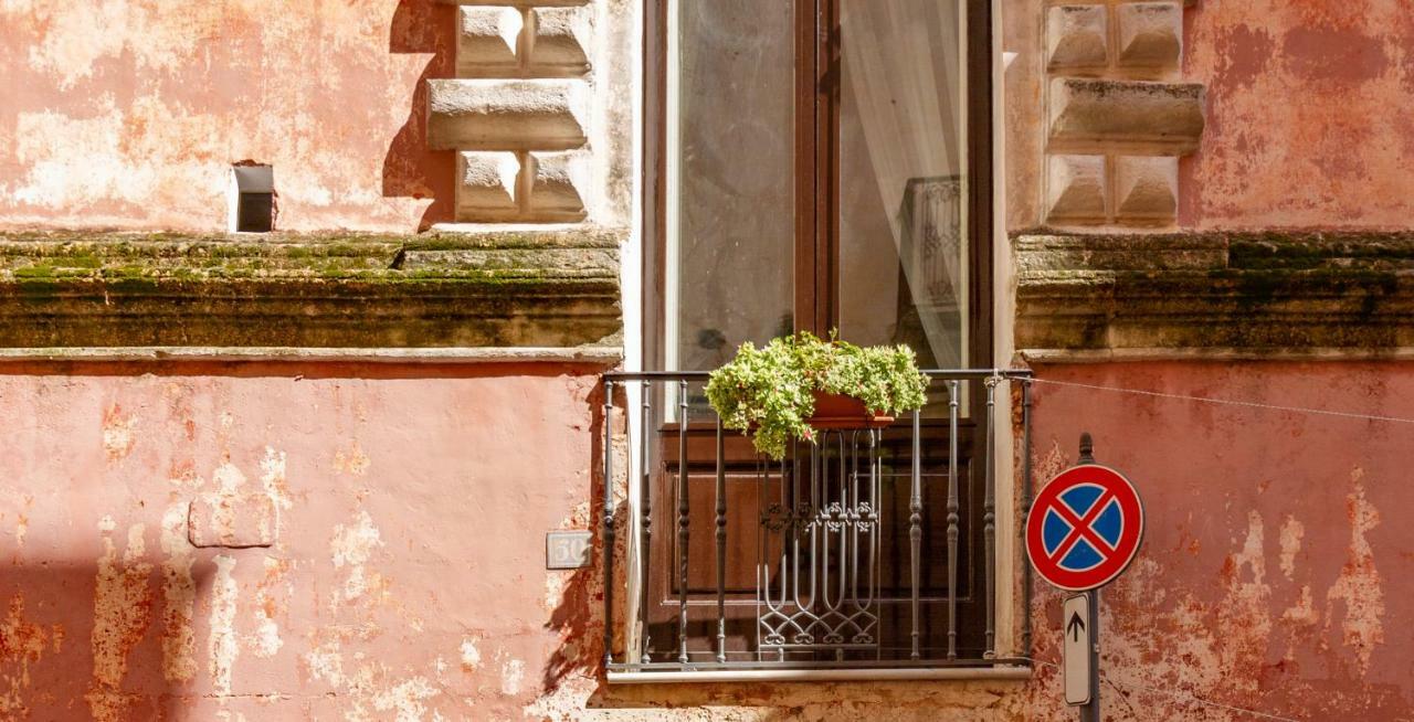 Bed and Breakfast Palazzo Cariddi Nardò Exterior foto